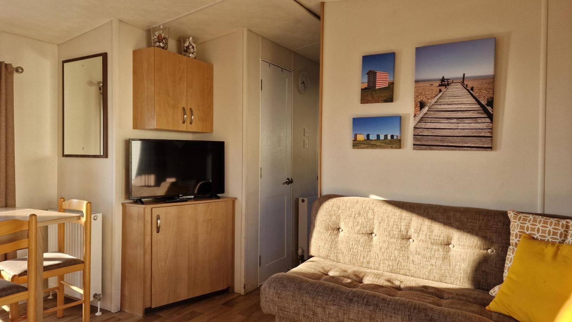 Sea Haven - 4 Bedroom Static Near The Beach Димчърч Екстериор снимка