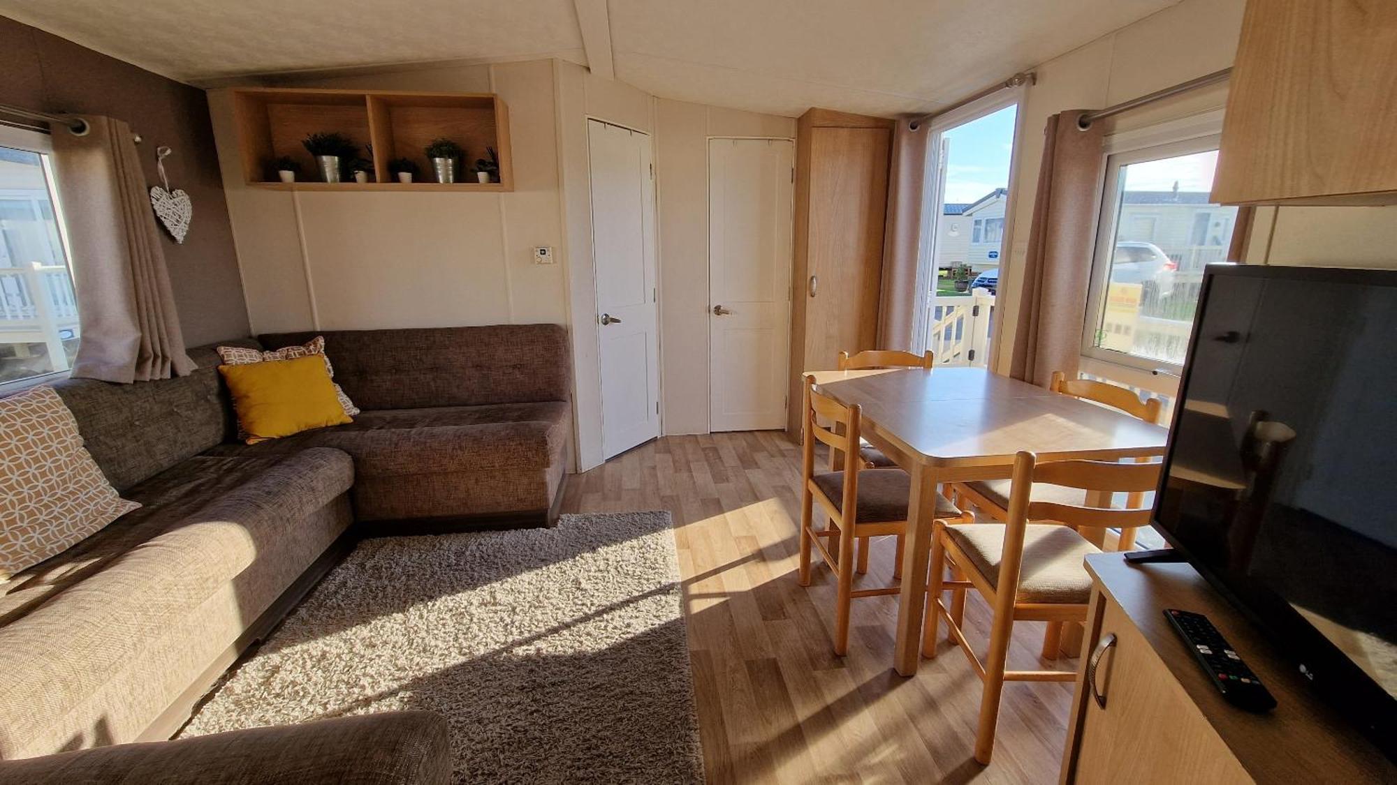 Sea Haven - 4 Bedroom Static Near The Beach Димчърч Екстериор снимка